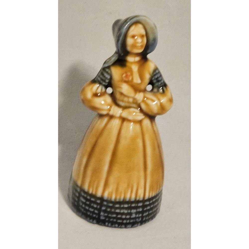 Vintage Wade Irish Rose Of Tralee Porcelain Figure Made in Ireland 4" Tall
